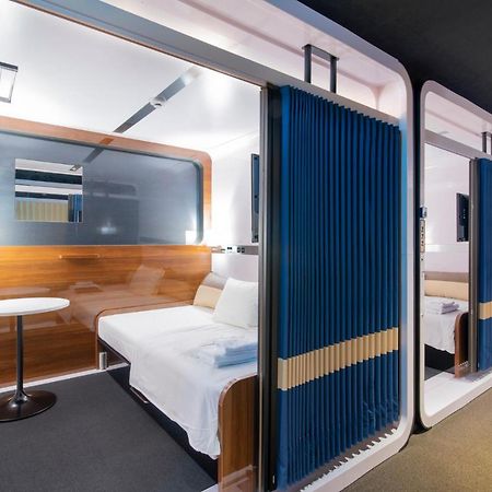 The S3 Wakayama Station Hotel Exterior photo